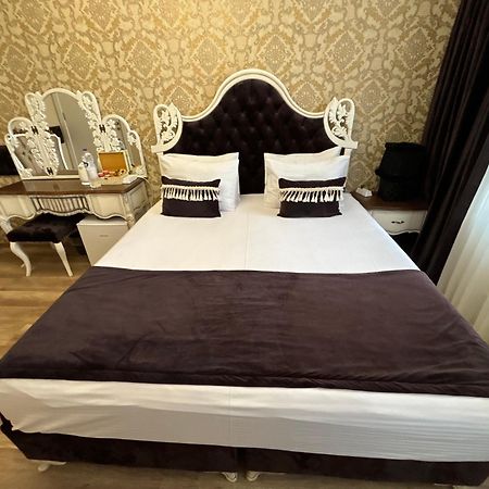 Otantik Shumen Hotel Eksteriør billede