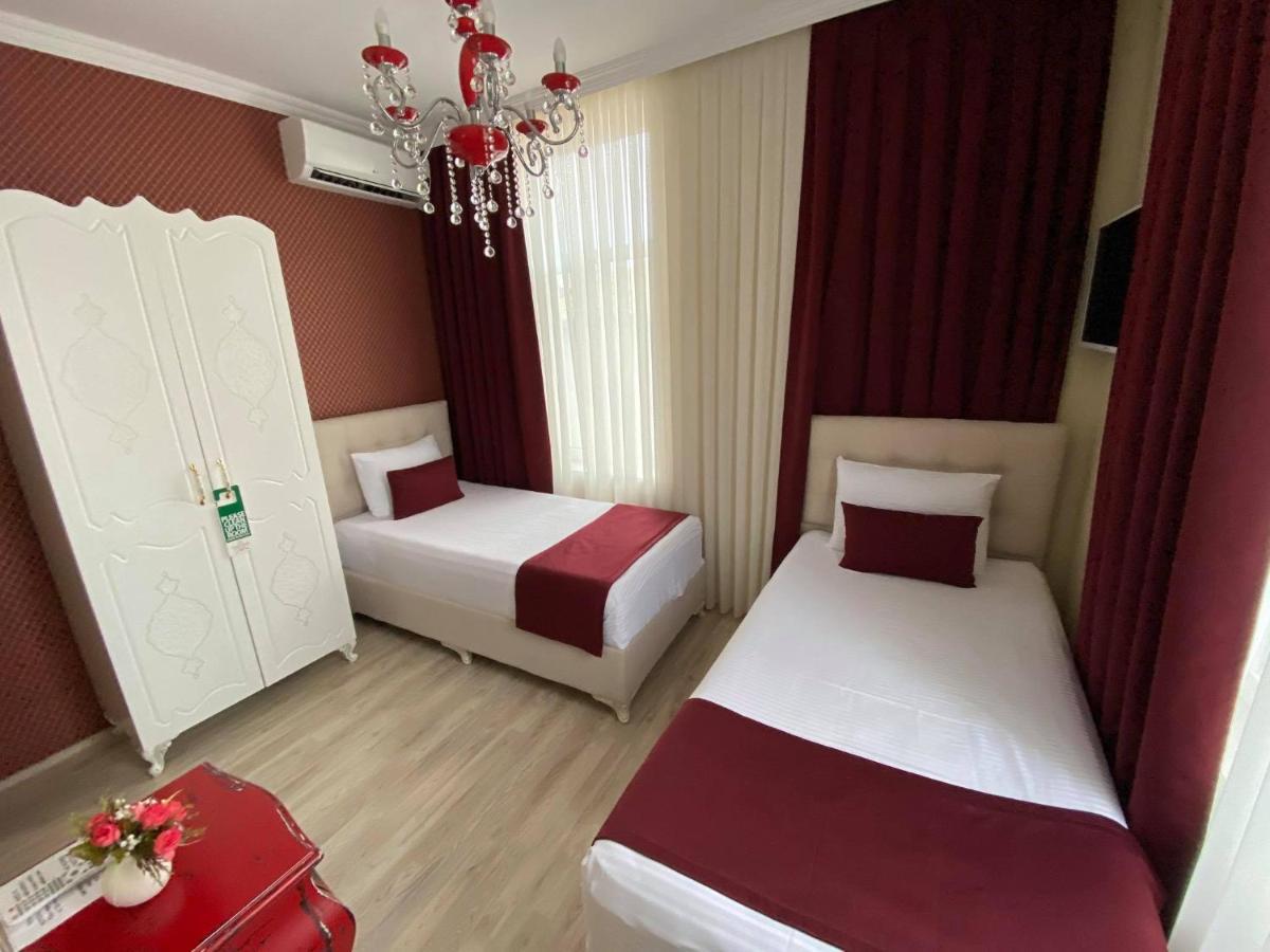 Otantik Shumen Hotel Eksteriør billede